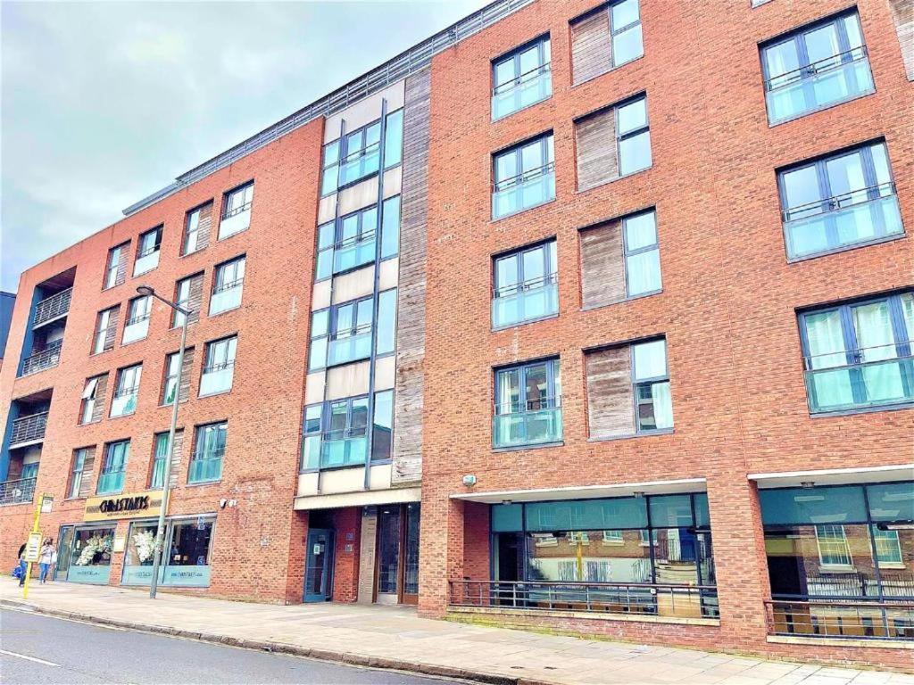 Liverpool City Centre Apartments - East Village Экстерьер фото